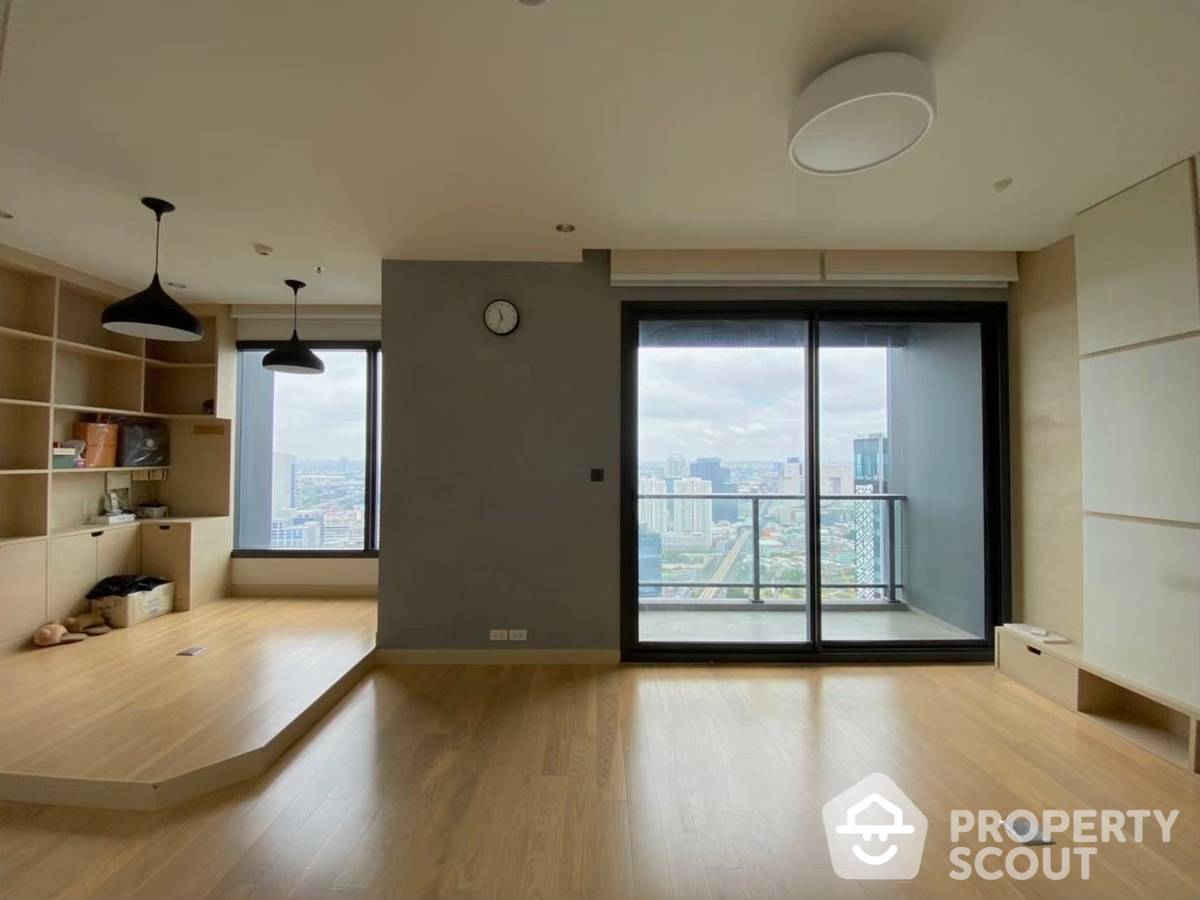 For SaleCondoLadprao, Central Ladprao : 1-BR Condo at M Ladprao near BTS Ha Yaek Lat Phrao