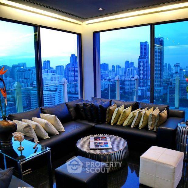 ขายคอนโดสุขุมวิท อโศก ทองหล่อ : คอนโด 3-ห้องนอน ที่ เลอ รัฟฟิเน่ สุขุมวิท 39 คอนโดมิเนียม ใกล้ BTS พร้อมพงษ์