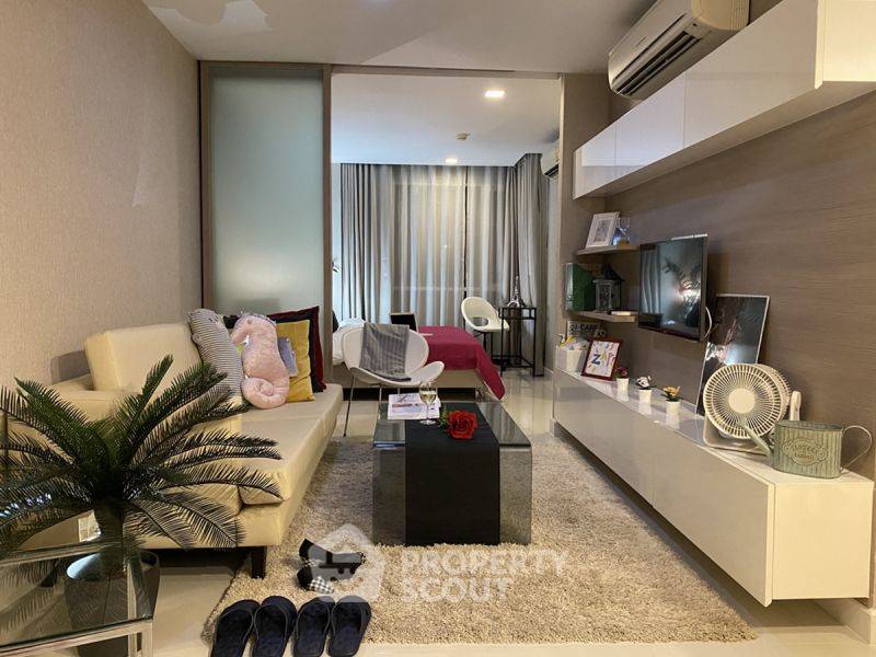 ขายคอนโด : คอนโด 1-ห้องนอน ที่ ลิฟว์ แอท ไฟว์ ใกล้ BTS นานา