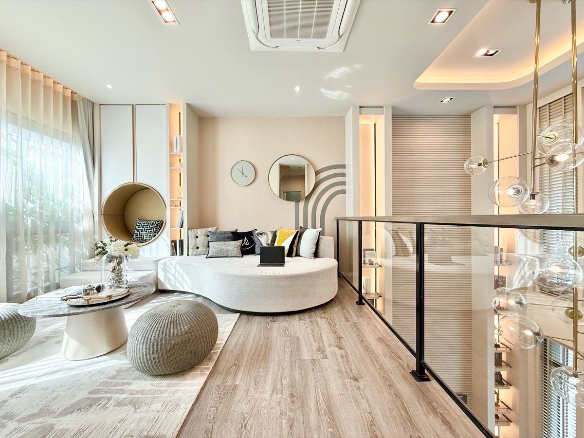 For SaleTownhomeKasetsart, Ratchayothin : 🏡 Class Class Class Class, Ratchayothin, 214 square meters, 3 bedrooms, 2 bathrooms, only 21.9 million baht, contact 086-795-9997.