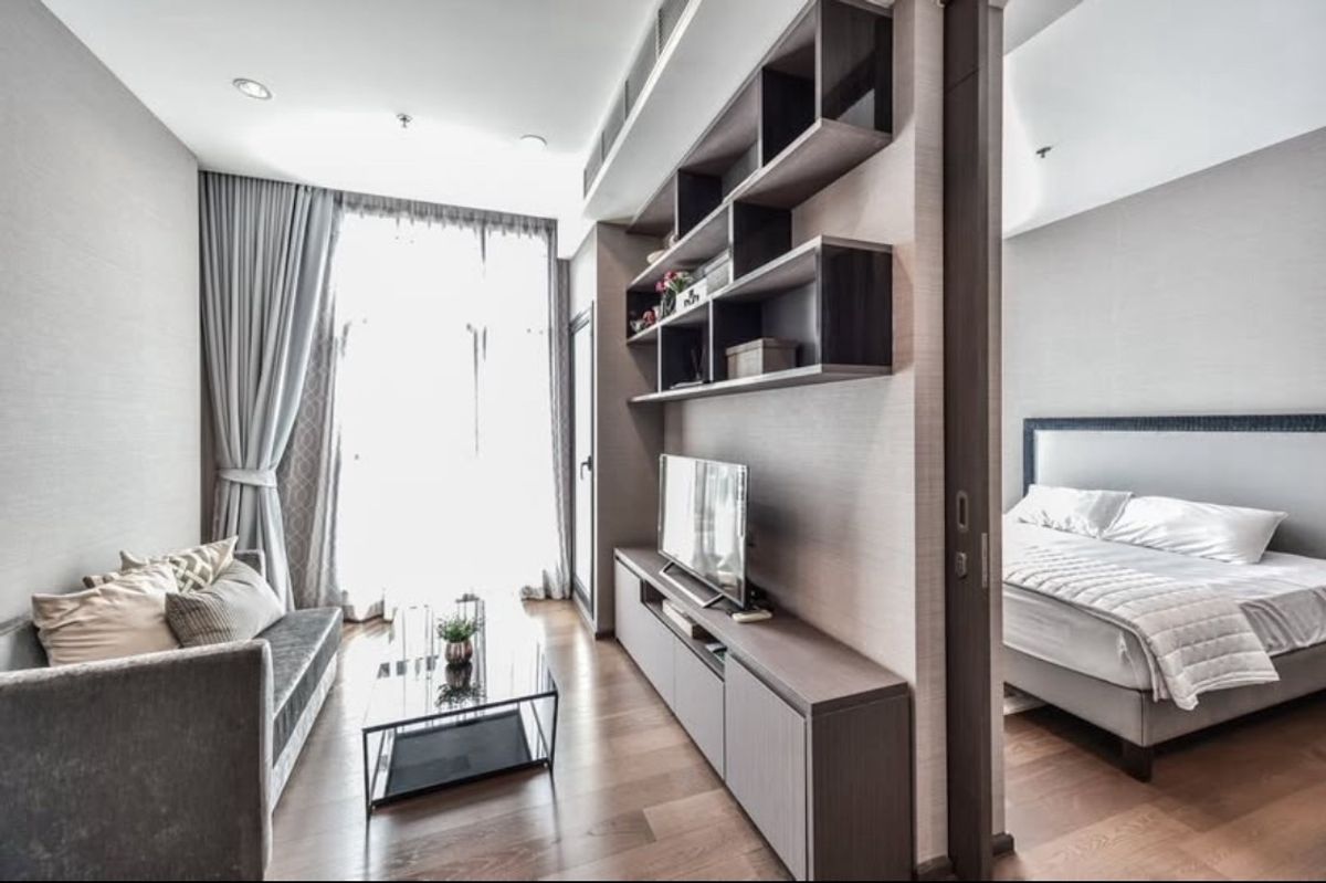 For RentCondoSathorn, Narathiwat : Condo for rent in Dipol Matt Sathorn View Sathorn Road is highly private.