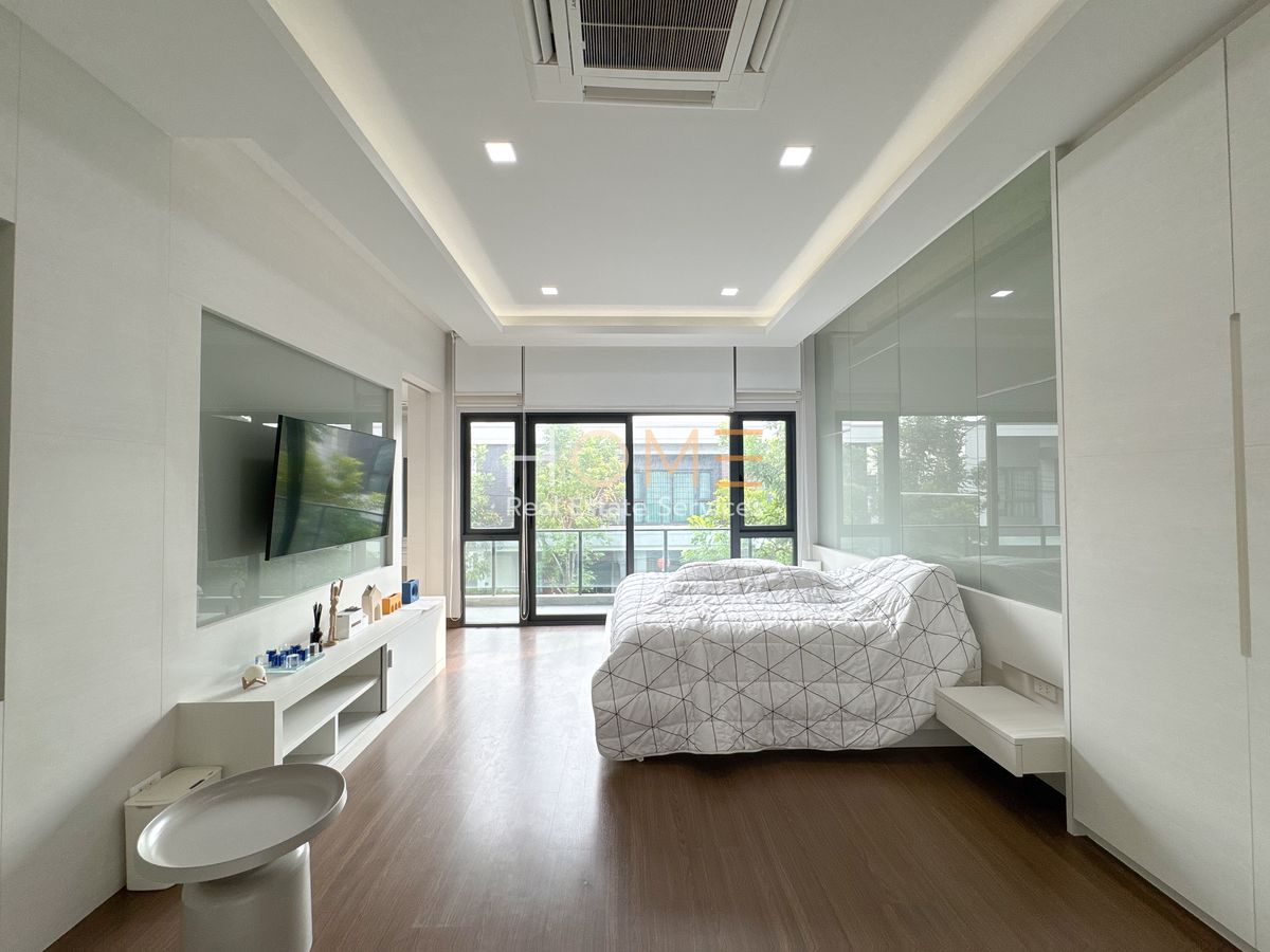 For SaleHouseLadkrabang, Suwannaphum Airport : The City Sukhumvit - Onnut / 4 Bedrooms (Sale), The City Sukhumvit - Onnut / 4 Bedrooms (For Sale) FON035