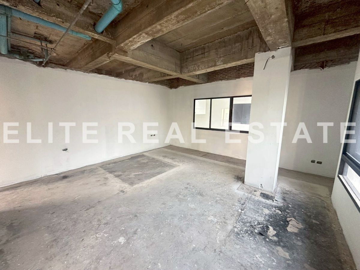 ขายคอนโดวิทยุ ชิดลม หลังสวน : ✨ ของดีสำหรับสายแต่งเอง La Maison Ruamrudee ห้อง Rare ทำเลสุดพรีเมียม ราคาไม่แรง ✔