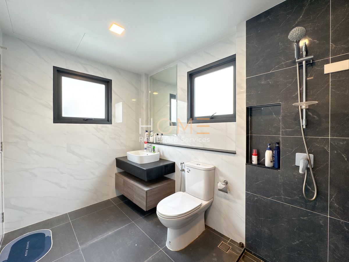 For SaleHouseLadkrabang, Suwannaphum Airport : The City Sukhumvit - Onnut / 4 Bedrooms (Sale), The City Sukhumvit - Onnut / 4 Bedrooms (For Sale) FON035