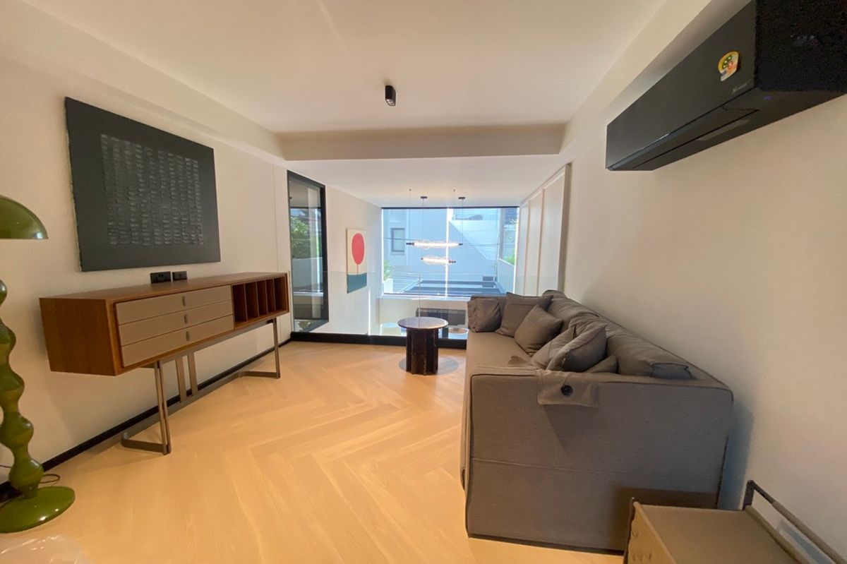 ทาวน์โฮมสุขุมวิท อโศก ทองหล่อ : 🔥 สำหรับขาย - เช่า !! ทาวน์เฮ้าส์ !!🔥 Code C20250600019..........Townhouse in Phromphong, 3 ห้องนอน, 4 ห้องน้ำ, 4 ชั้น, แต่งครบ, พร้อมเข้าอยู่, ราคาพิเศษ!!📣📣