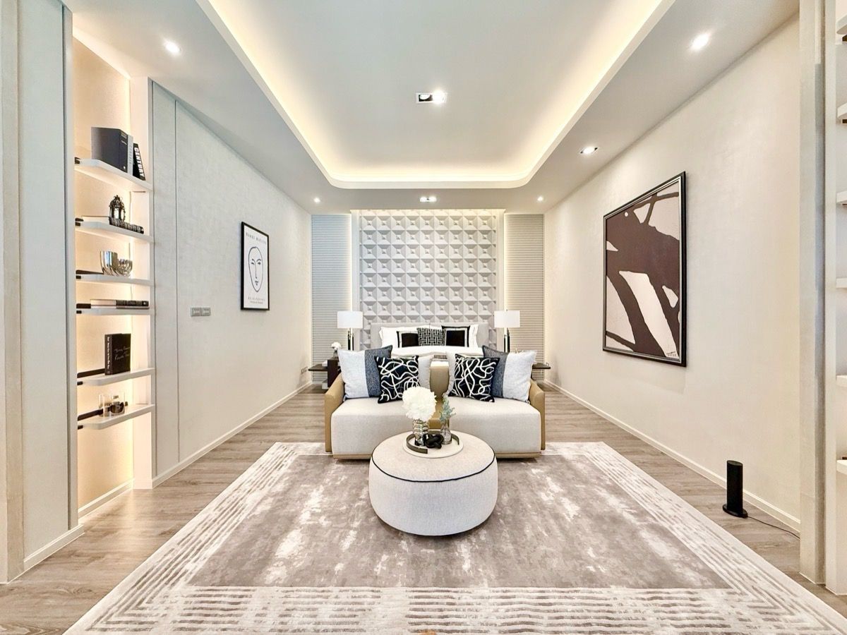 For SaleTownhomeKasetsart, Ratchayothin : 🏡 Class Class Class Class, Ratchayothin, 214 square meters, 3 bedrooms, 2 bathrooms, only 21.9 million baht, contact 086-795-9997.