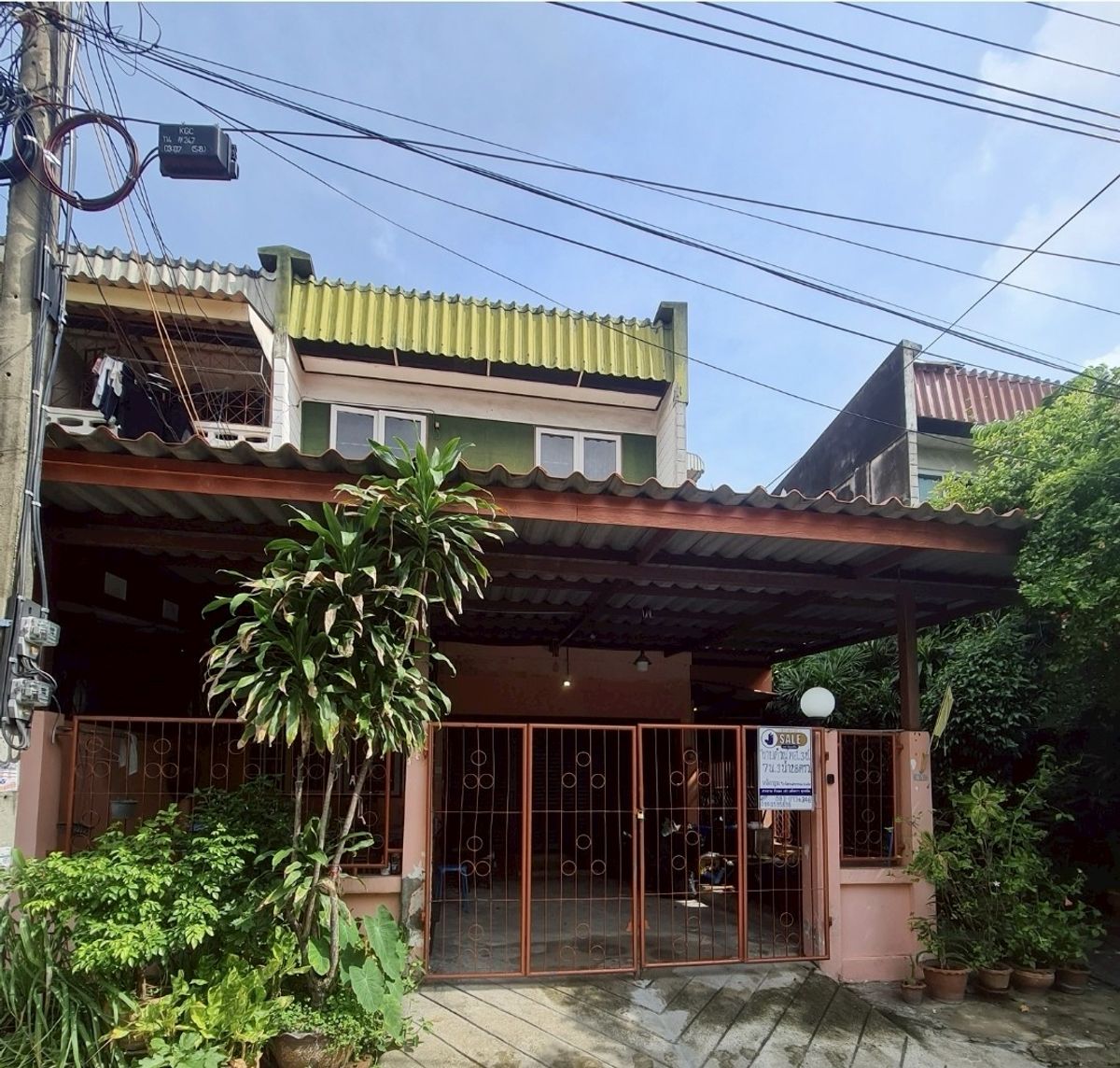ขายทาวน์โฮมลาดพร้าว101 แฮปปี้แลนด์ : 🏡 ขายทาวน์เฮ้าส์หลังมุม ทำเลดี หมู่บ้านคลองจั่นวิลล่า