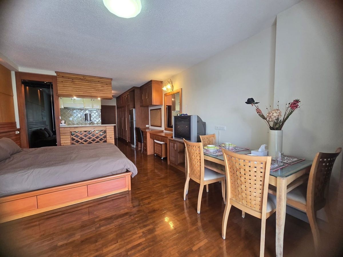 CondoChiang Mai : 🏢 For Sale / Rent – Hillside 4 Condo, Huay Kaew Road, Doi Suthep View