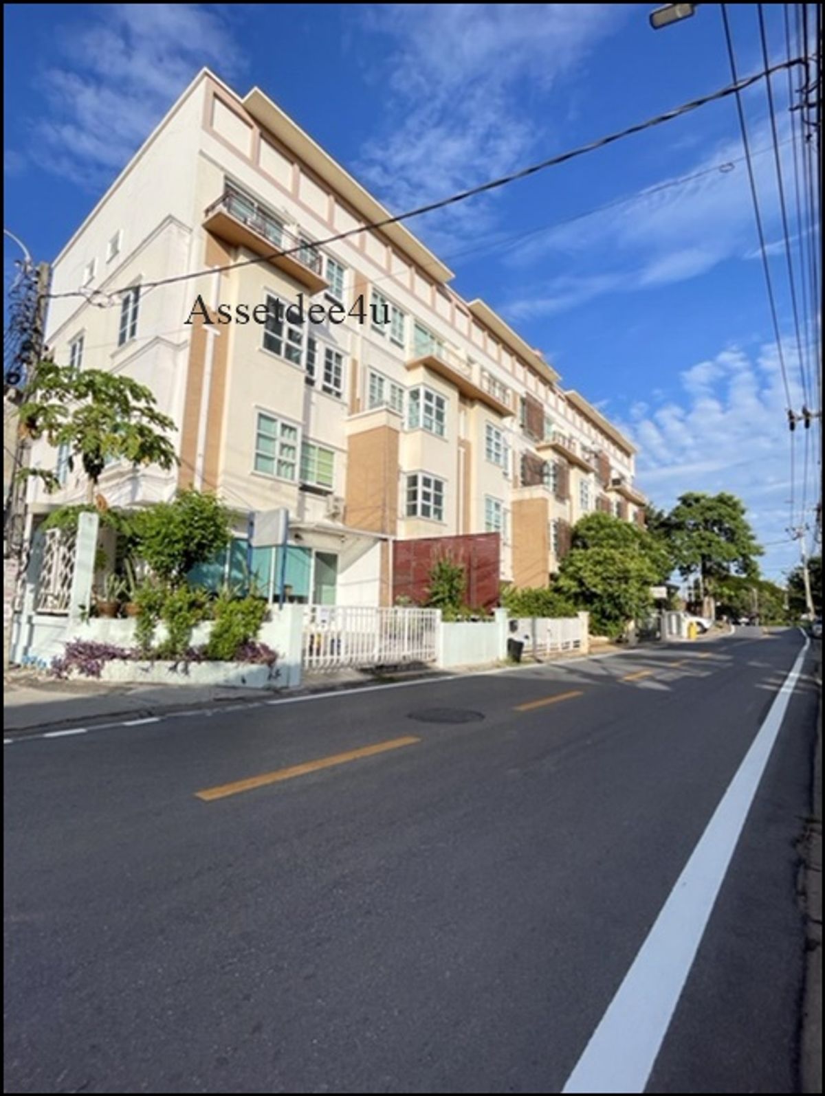 ให้เช่าทาวน์โฮมเกษตร นวมินทร์ ลาดปลาเค้า : AT615 ให้เช่าโฮมออฟฟิศ Home office 4 ชั้น ห้องริม 47 ตร.ว. นวมินทร์70 ใกล้ช็อคโกแลตวิลล์ จดทะเบียนบริษัทได้