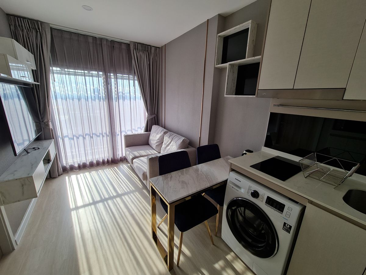 ขายคอนโดสาทร นราธิวาส :  KnightsBridge Prime สาทร ตั้งอยู่ใจกลางเมืองใกล้ย่านธุรกิจสีลม – สาทร  4.69 MB