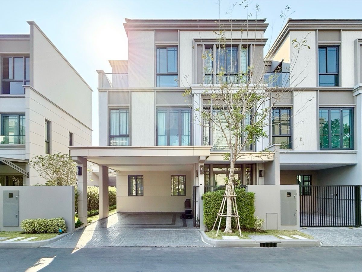 ขายเกษตรศาสตร์ รัชโยธิน : 🏡ขายบ้านกลางเมือง คลาสเซ่ รัชโยธิน ขนาด 214 ตารางเมตร 2 ห้องนอน 3 ห้องน้ำ พิเศษเพียง  21.9 ล้านบาท ติดต่อ 086-795-9997