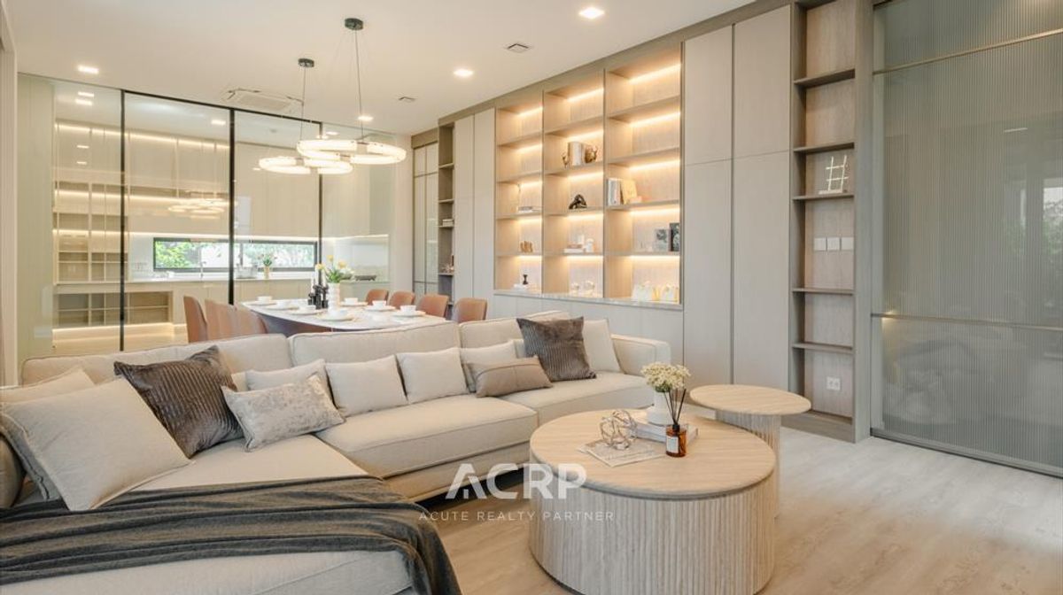ให้เช่าบ้านลาดกระบัง สุวรรณภูมิ : ให้เช่าบ้านเดี่ยว 3 ชั้น หลังมุม ใหม่เอี่ยม โครงการ VIVE กรุงเทพกรีฑา ใกล้โรงเรียนเวลลิงตัน