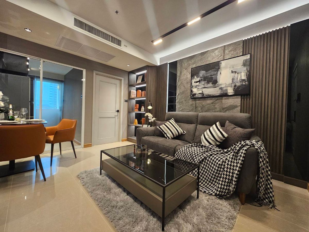 ขายคอนโดพระราม 9 เพชรบุรีตัดใหม่ RCA : Supalai Wellington 2 / 1 Bedroom (FOR SALE), ศุภาลัย เวลลิงตัน 2 / 1 ห้องนอน (ขาย) F351