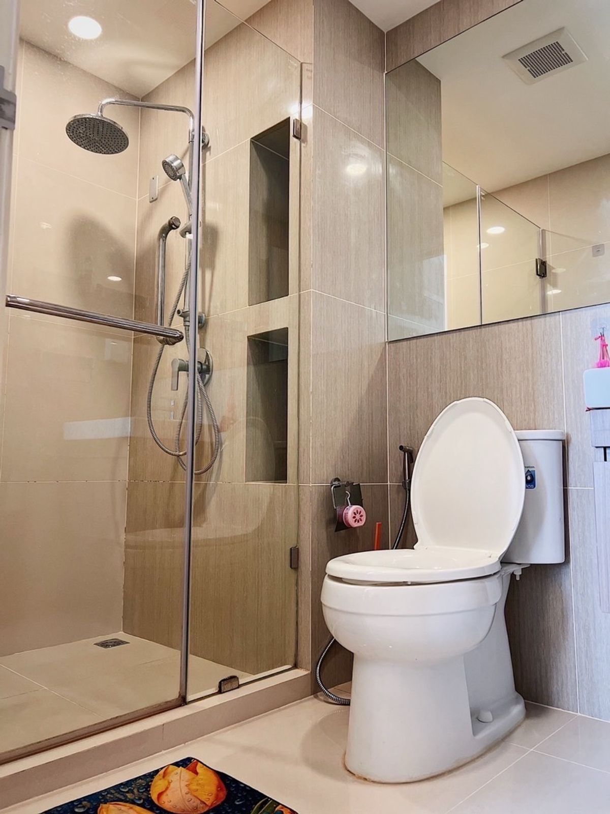 ให้เช่าคอนโดอ่อนนุช อุดมสุข : ให้เช่า IKON 77 ชั้น8 ห้องมุม  ตร.ม ชั้น8 ติดศูนย์การค้า People Park,ใกล้บีทีเอสอ่อนนุช มีรถรับส่ง ห้องสวย เฟอร์ครบ พร้อมเข้าอยู่ ราคา 14,000 บาท