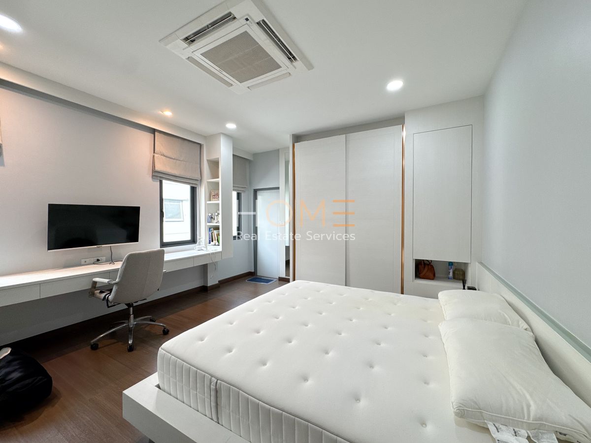 For SaleHouseLadkrabang, Suwannaphum Airport : The City Sukhumvit - Onnut / 4 Bedrooms (Sale), The City Sukhumvit - Onnut / 4 Bedrooms (For Sale) FON035