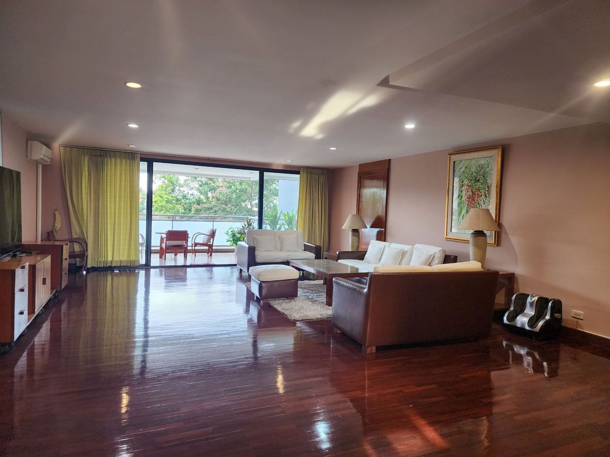 For RentCondoSamut Prakan,Samrong : Condo, Condo for rent, Corner room