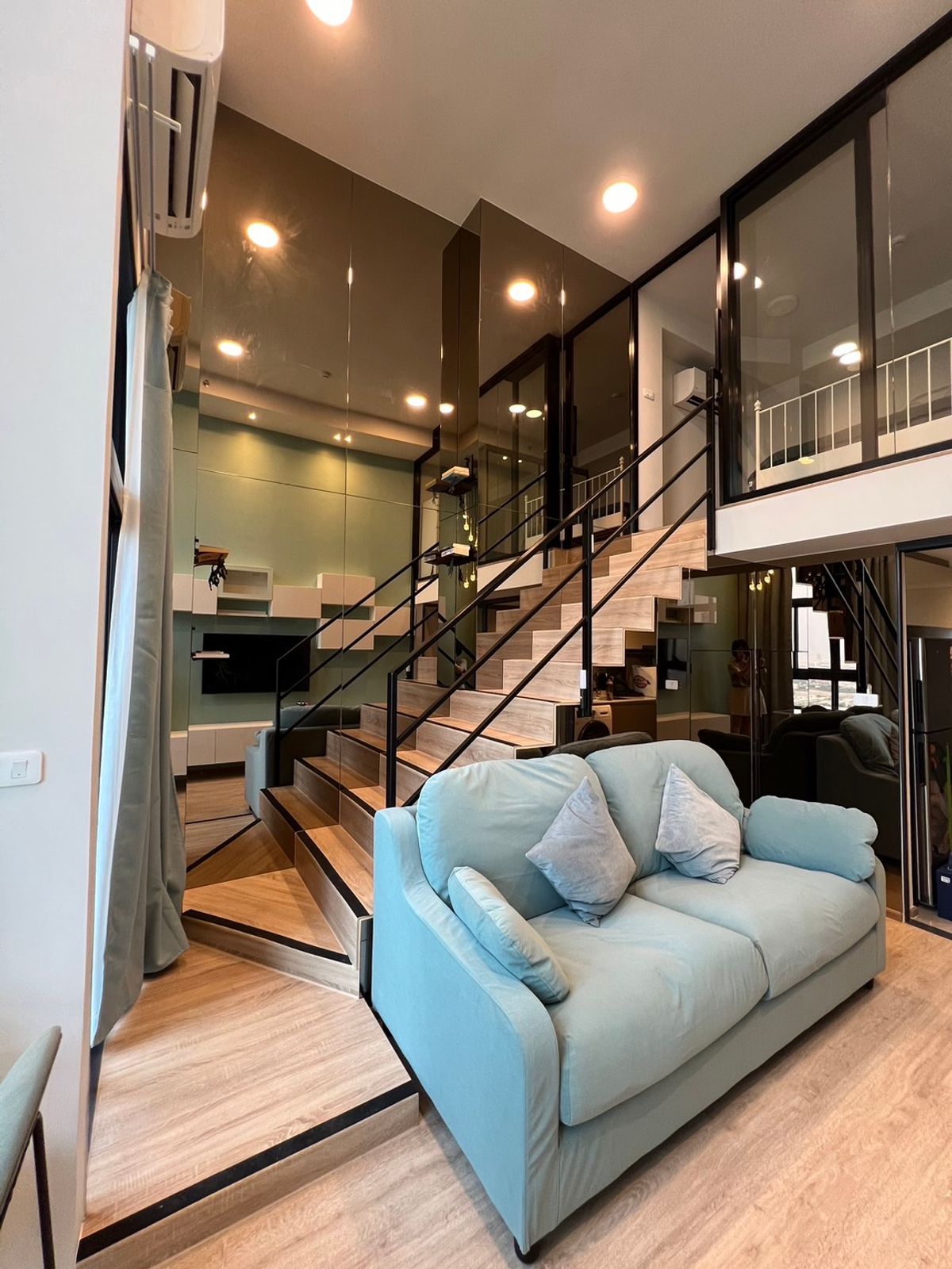 ให้เช่าคอนโดพระราม 9 เพชรบุรีตัดใหม่ RCA : 🔥🔥29751🔥🔥 ให้เช่าIDEO Rama 9 - Asoke🌐LINE ID : @fastforrentcondo  