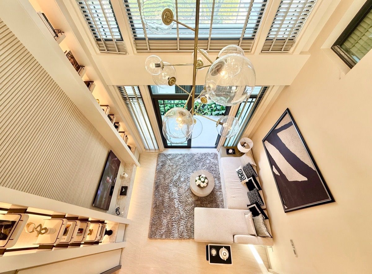 For SaleTownhomeKasetsart, Ratchayothin : 🏡 Class Class Class Class, Ratchayothin, 214 square meters, 3 bedrooms, 2 bathrooms, only 21.9 million baht, contact 086-795-9997.