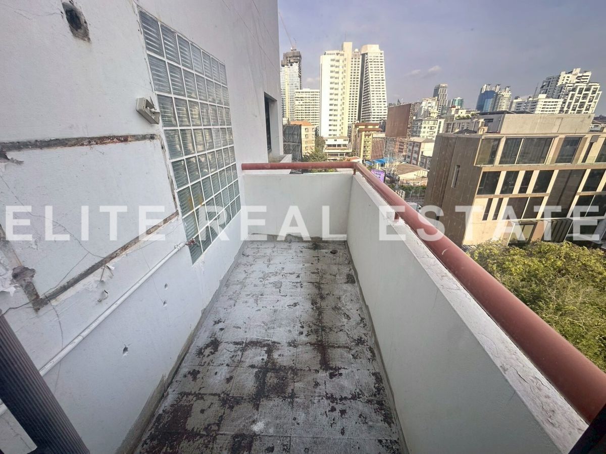 ขายคอนโดวิทยุ ชิดลม หลังสวน : ✨ ของดีสำหรับสายแต่งเอง La Maison Ruamrudee ห้อง Rare ทำเลสุดพรีเมียม ราคาไม่แรง ✔