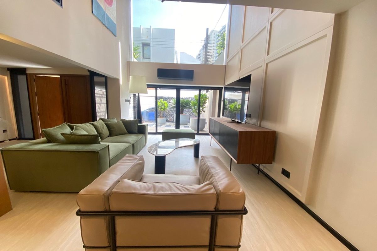 ทาวน์โฮมสุขุมวิท อโศก ทองหล่อ : 🔥 สำหรับขาย - เช่า !! ทาวน์เฮ้าส์ !!🔥 Code C20250600019..........Townhouse in Phromphong, 3 ห้องนอน, 4 ห้องน้ำ, 4 ชั้น, แต่งครบ, พร้อมเข้าอยู่, ราคาพิเศษ!!📣📣