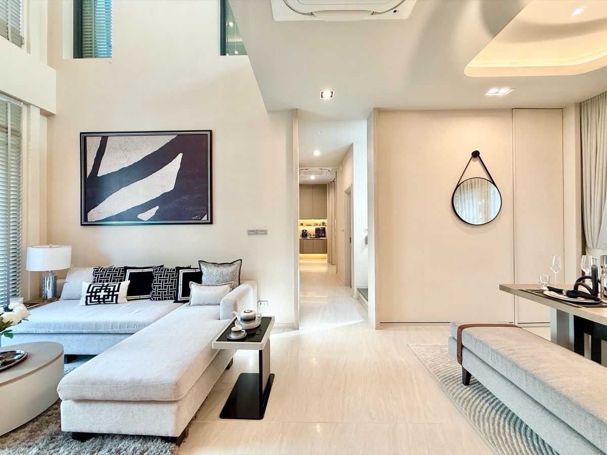 For SaleTownhomeKasetsart, Ratchayothin : 🏡 Class Class Class Class, Ratchayothin, 214 square meters, 3 bedrooms, 2 bathrooms, only 21.9 million baht, contact 086-795-9997.