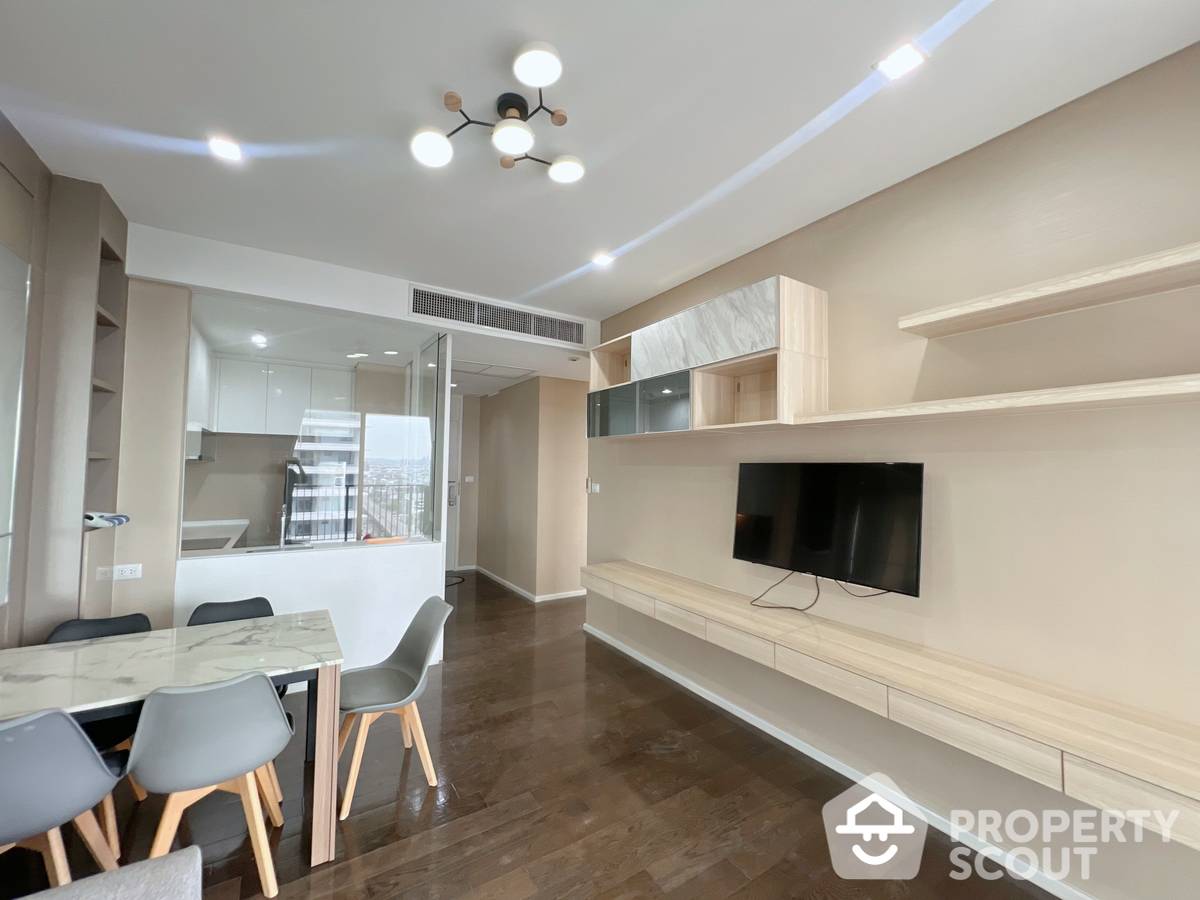 For RentCondoLadprao, Central Ladprao : 2-BR Condo at The Saint Residences near MRT Phahon Yothin