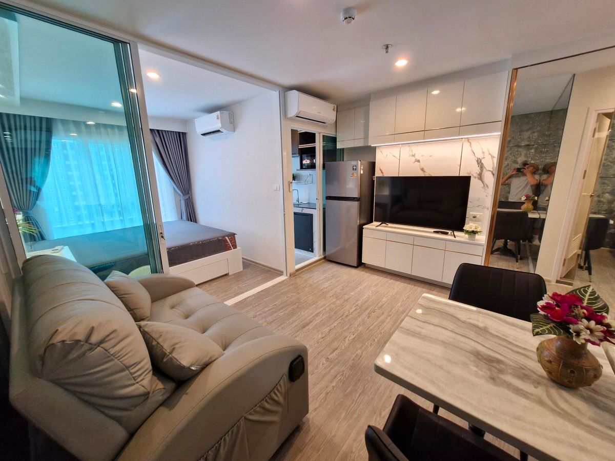 For RentCondoBangna, Bearing, Lasalle : ■ Regent Home Bangna Line ID: 0982162681