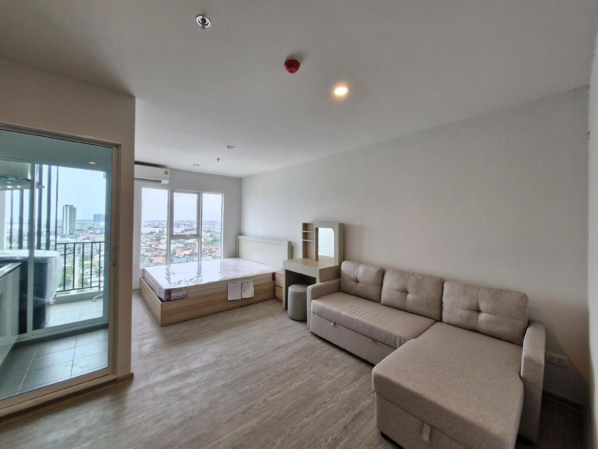 ให้เช่าคอนโดบางนา แบริ่ง ลาซาล : ♡♡ Regent home Bangna Line ID: 0982162681