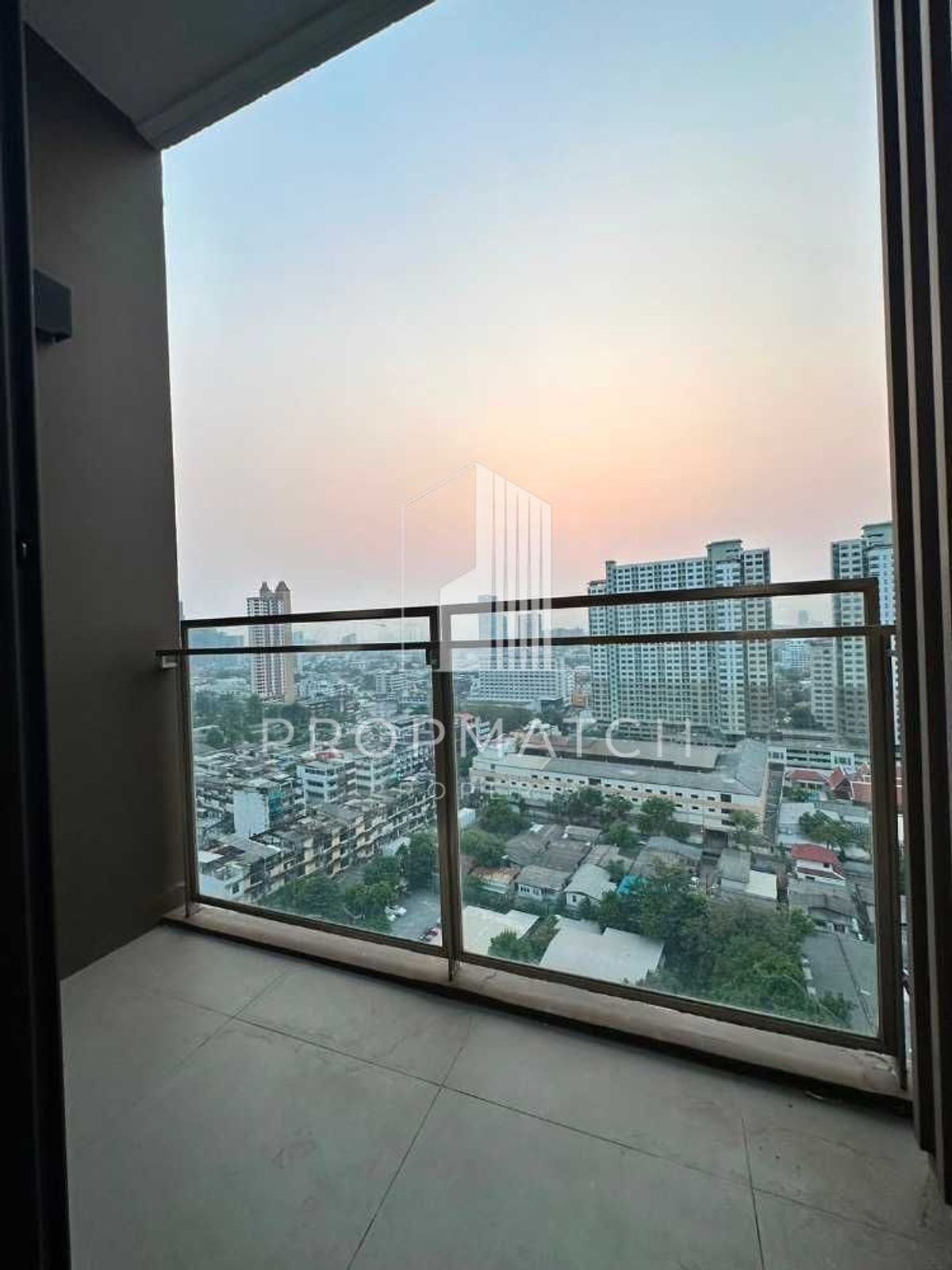 ขายคอนโดสะพานควาย จตุจักร : 📢📢รีบขายด่วน ทักได้ 24 ชม 063-989-5868 Line: 95condo 📢📢