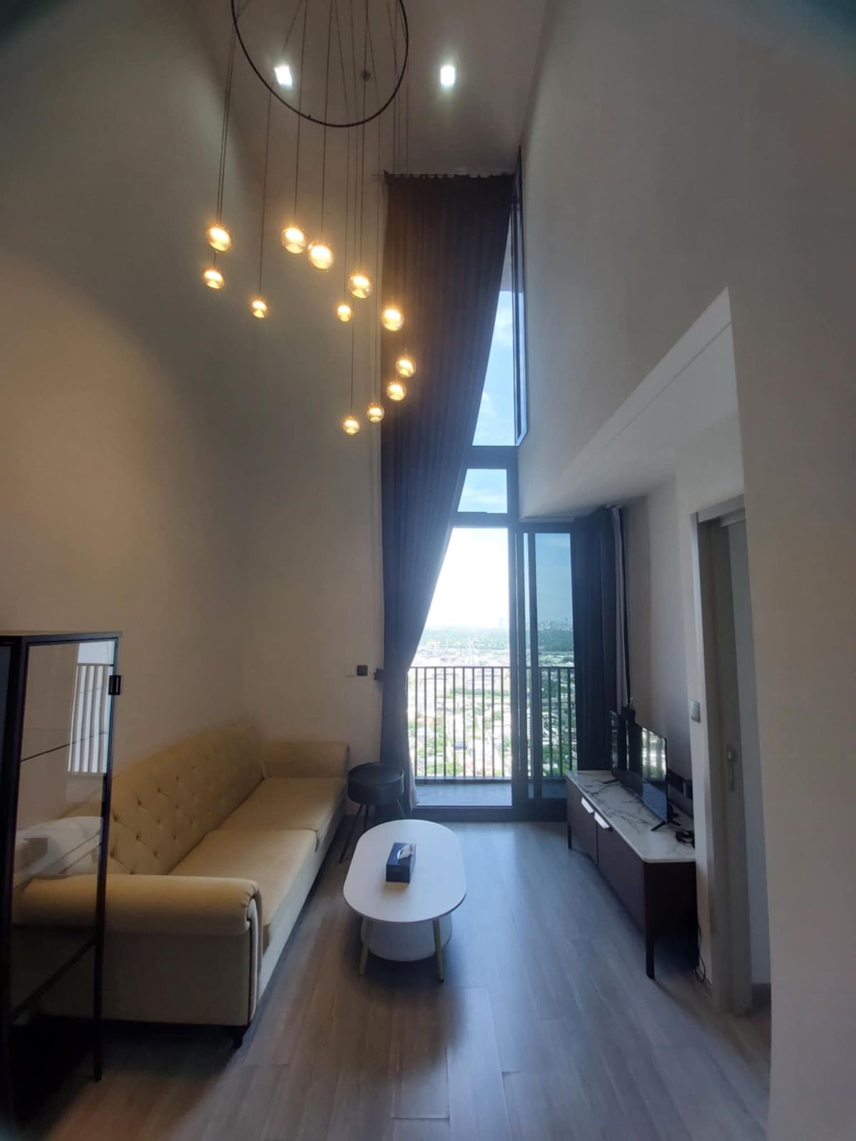 For RentCondoOnnut, Udomsuk : The Line Sukhumvit 101 Duplex Type 43 Sqm. Rent cheap, corner room, 37th floor, complete.