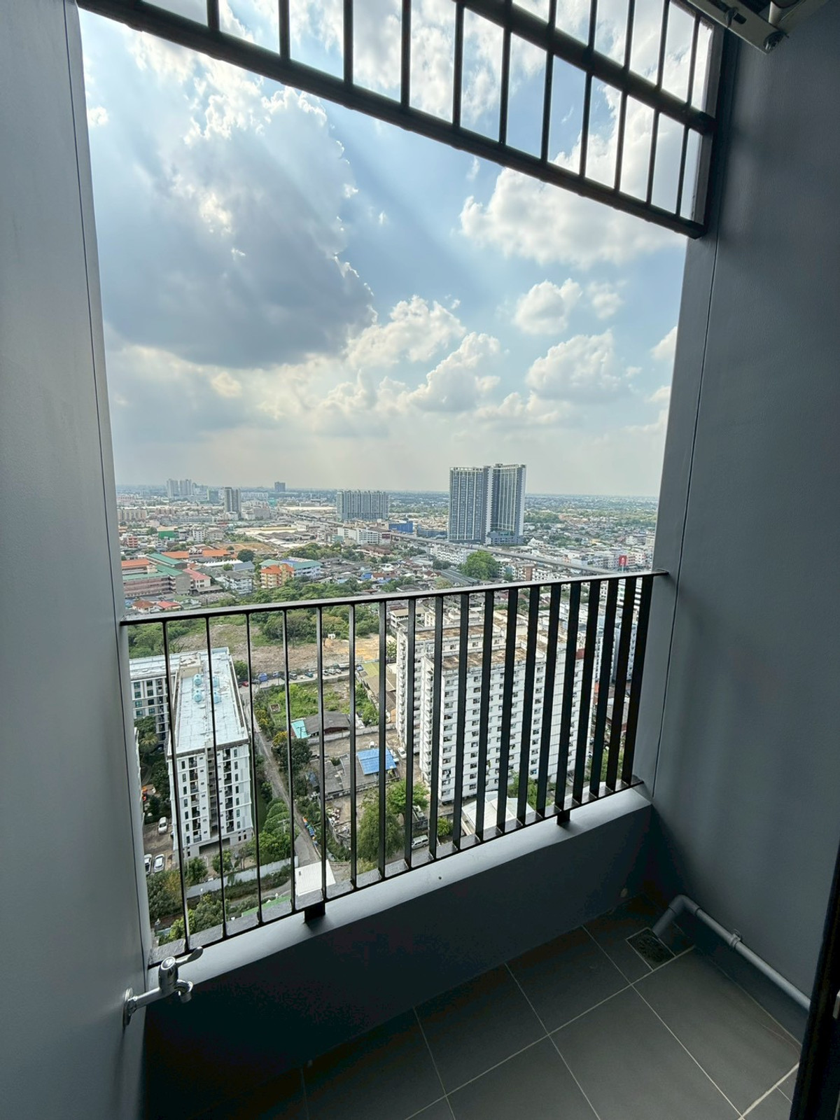 For RentCondoBang kae, Phetkasem : New Room !! Rent Livin Petchkasem Room 28+ sqm 12,000: Get Coag ✓