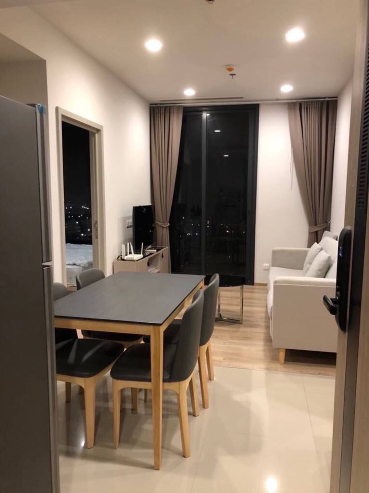 ให้เช่าคอนโดสุขุมวิท อโศก ทองหล่อ : OKA HAUS Sukhumvit 36 (โอกะ เฮาส์ สุขุมวิท 36) for Rent (2bed2bath 50sqm)