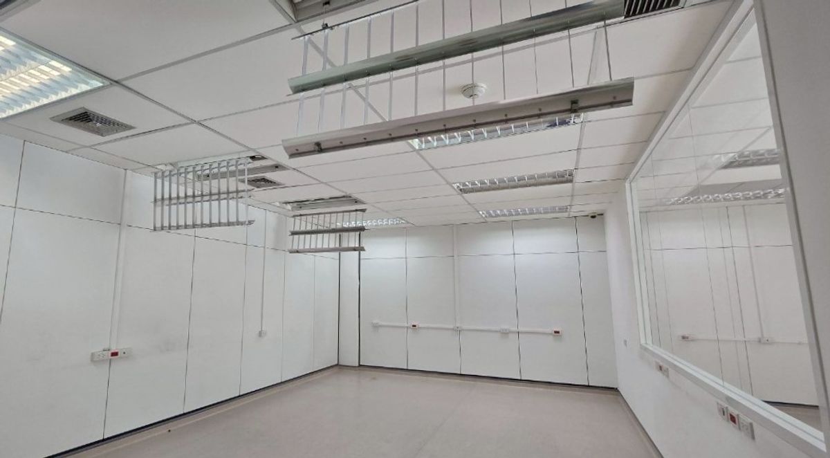 ให้เช่าร้านค้า/ตลาดนัดสุขุมวิท อโศก ทองหล่อ : พื้นที่ร้านค้าให้เช่า สภาพใหม่ พร้อมพงษ์ เหมาะทำคลินิค สปา แลป โชว์รูมสินค้า 