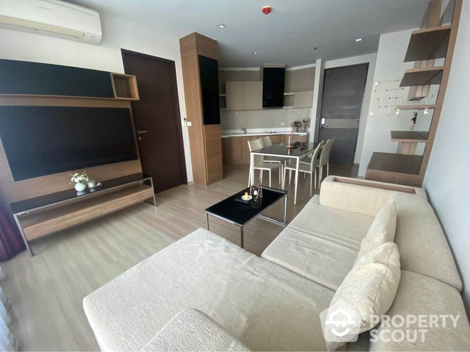 ขายคอนโดสาทร นราธิวาส : คอนโด 1-ห้องนอน ที่ ริธึ่ม สาทร ใกล้ BTS สะพานตากสิน