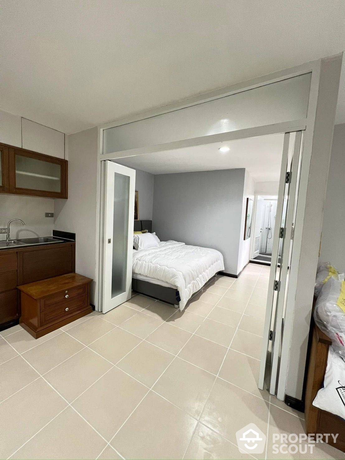 For RentCondoWitthayu, Chidlom, Langsuan, Ploenchit : 2-BR Condo at Wittayu Complex near BTS Phloen Chit