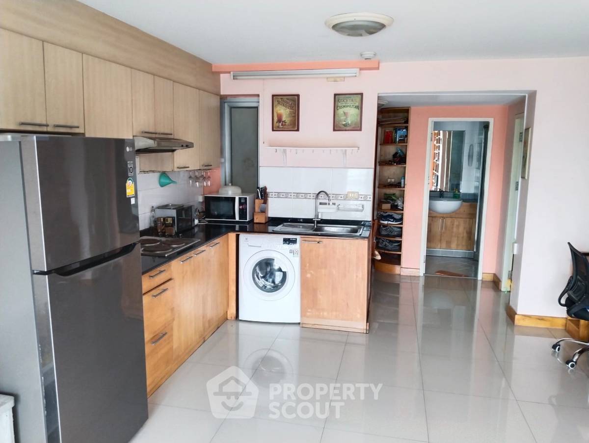 For SaleCondoSukhumvit, Asoke, Thonglor : 2-BR Condo at Plus 38 Hip Condominium near BTS Thong Lor
