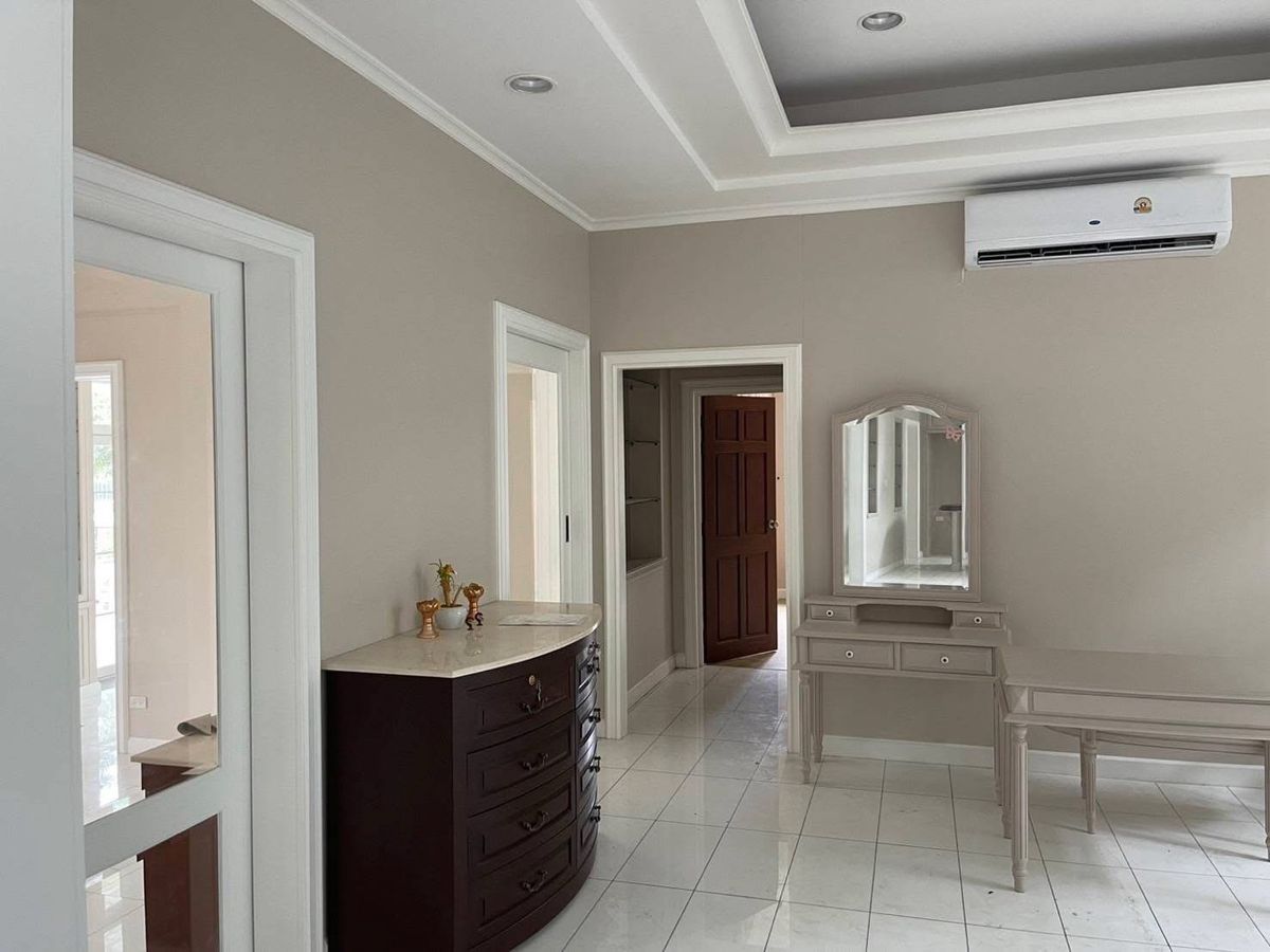 ขายบ้านนวมินทร์ รามอินทรา : 📢👇 รีโนเวท ใหม่ บ้านหลังใหญ่ พื้นที่กว้างขวาง ร่มรื่น เดินทางสะดวก ใกล้จุดขึ้นลง ทางด่วน 