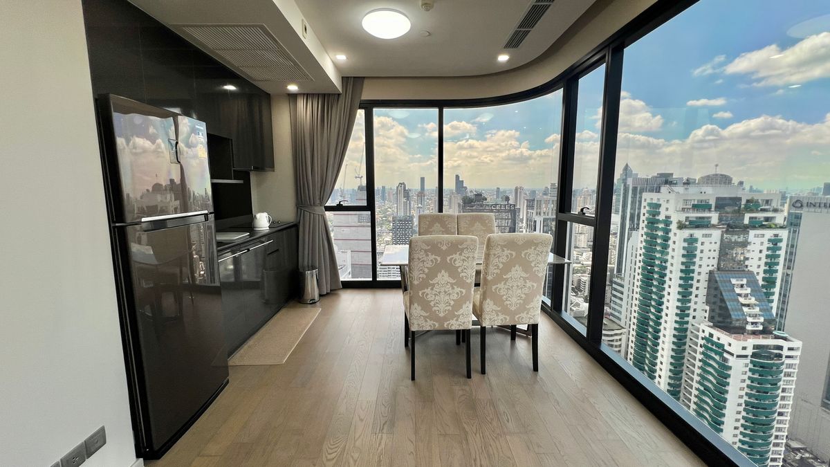 ให้เช่าคอนโดสุขุมวิท อโศก ทองหล่อ : ✅ Available ✨ Nice & Unblocked view ✨ High floor