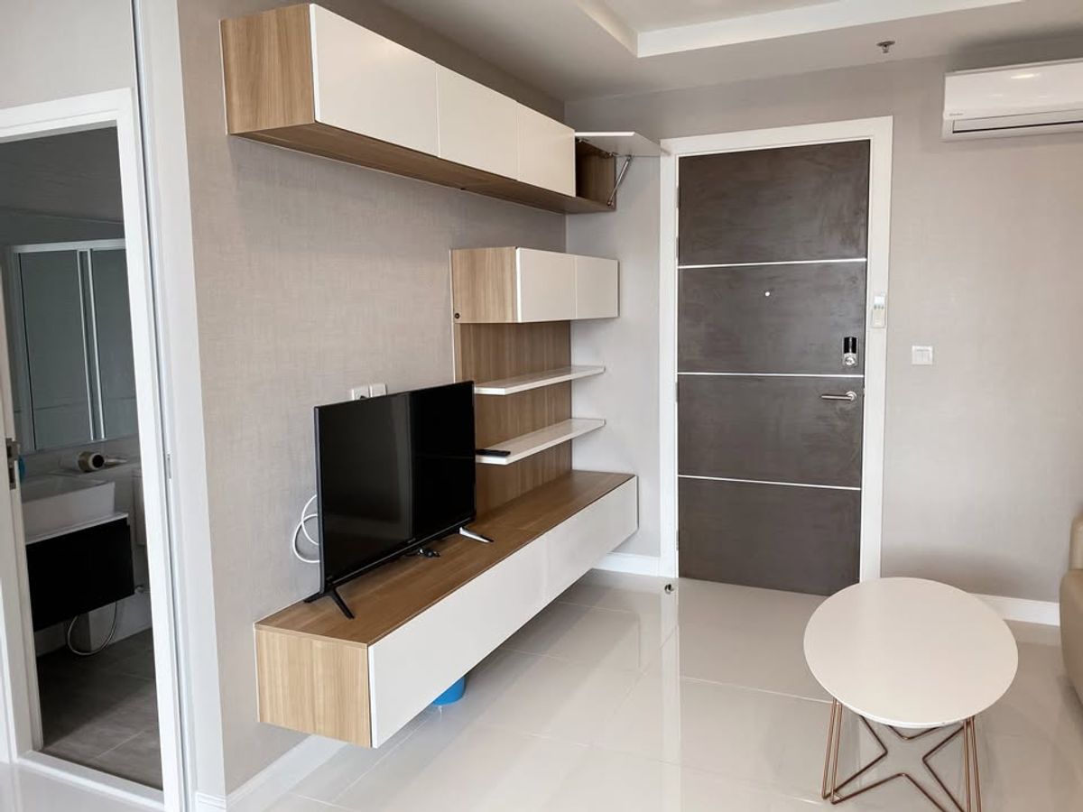 For RentCondoSamut Prakan,Samrong : For rent 📍 The Metropolis Samrong Interchange 📍Convenient travel, near BTS Samrong