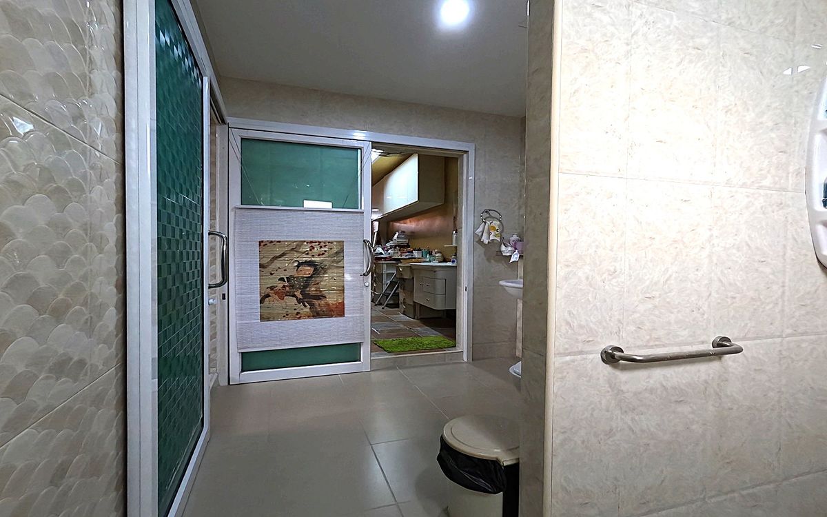 For SaleHousePinklao, Charansanitwong : Single house for sale, Im Amphon 2, corner house, Soi Ratchaphruek 9, Taling Chan.