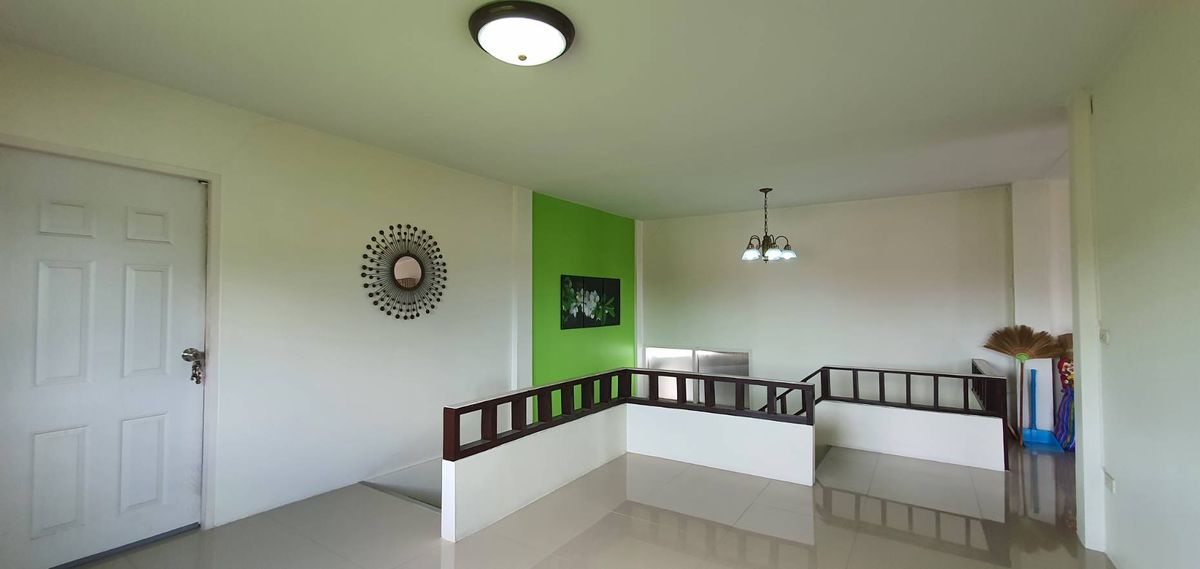 ขายบ้านอ่อนนุช อุดมสุข : ขายบ้านเดี่ยว 2 ชั้น  มบ.ผกามาศ ปรีดีย์พนมยงค์ 14  พระโขนง กรุงเทพ  150 ตรว. เพียงตรว.ละ 1 แสนบาทเท่านั้น  (หากต้องการที่ดินเปล่า ยินดีรื้อสิ่งปลูกสร้างออก)