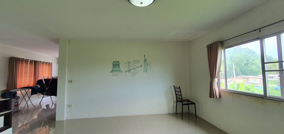 ขายบ้านอ่อนนุช อุดมสุข : ขายบ้านเดี่ยว 2 ชั้น  มบ.ผกามาศ ปรีดีย์พนมยงค์ 14  พระโขนง กรุงเทพ  150 ตรว. เพียงตรว.ละ 1 แสนบาทเท่านั้น  (หากต้องการที่ดินเปล่า ยินดีรื้อสิ่งปลูกสร้างออก)