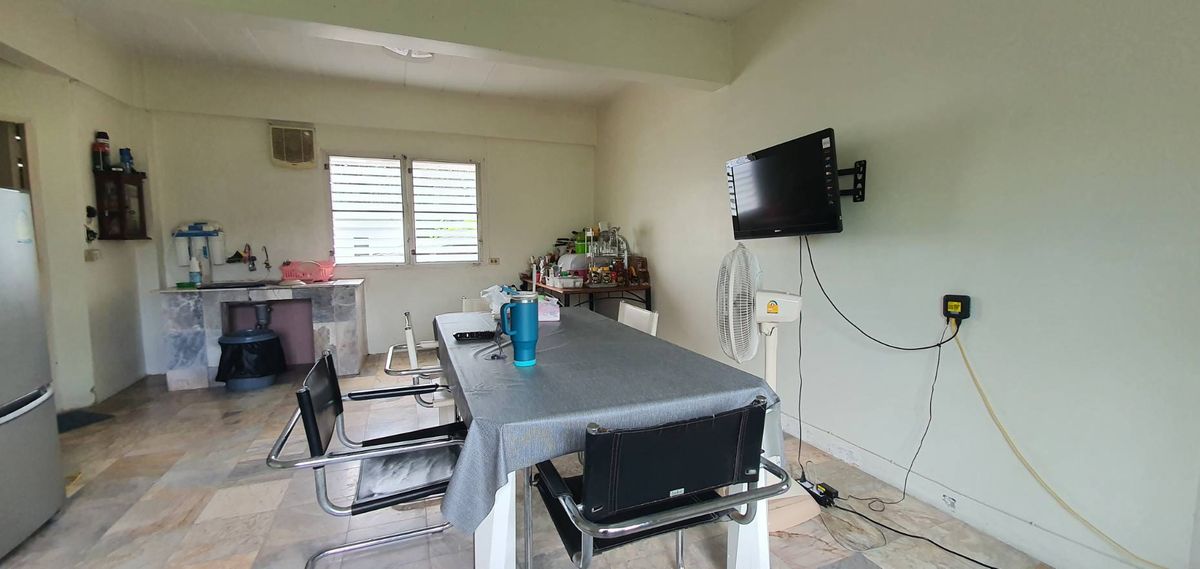 ขายบ้านอ่อนนุช อุดมสุข : ขายบ้านเดี่ยว 2 ชั้น  มบ.ผกามาศ ปรีดีย์พนมยงค์ 14  พระโขนง กรุงเทพ  150 ตรว. เพียงตรว.ละ 1 แสนบาทเท่านั้น  (หากต้องการที่ดินเปล่า ยินดีรื้อสิ่งปลูกสร้างออก)