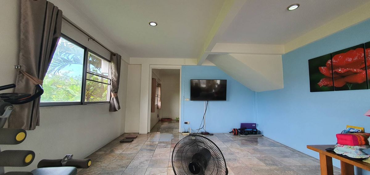 ขายบ้านอ่อนนุช อุดมสุข : ขายบ้านเดี่ยว 2 ชั้น  มบ.ผกามาศ ปรีดีย์พนมยงค์ 14  พระโขนง กรุงเทพ  150 ตรว. เพียงตรว.ละ 1 แสนบาทเท่านั้น  (หากต้องการที่ดินเปล่า ยินดีรื้อสิ่งปลูกสร้างออก)