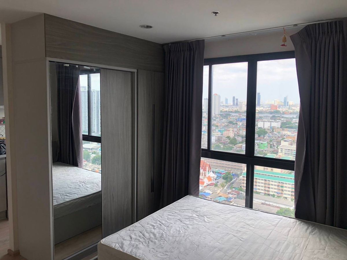 ให้เช่าคอนโดท่าพระ ตลาดพลู วุฒากาศ :   ให้เช่า ถูกมาก ไอดีโอ สาทร ท่าพระ ( Ideo sathorn thapra ) ติด BTS โพธิ์นิมิตร  300 เมตร พร้อมเฟอร์+  เครื่องซักผ้า เพียง 8,500 บาท 