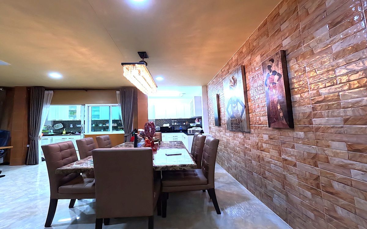 For SaleHousePinklao, Charansanitwong : Single house for sale, Im Amphon 2, corner house, Soi Ratchaphruek 9, Taling Chan.