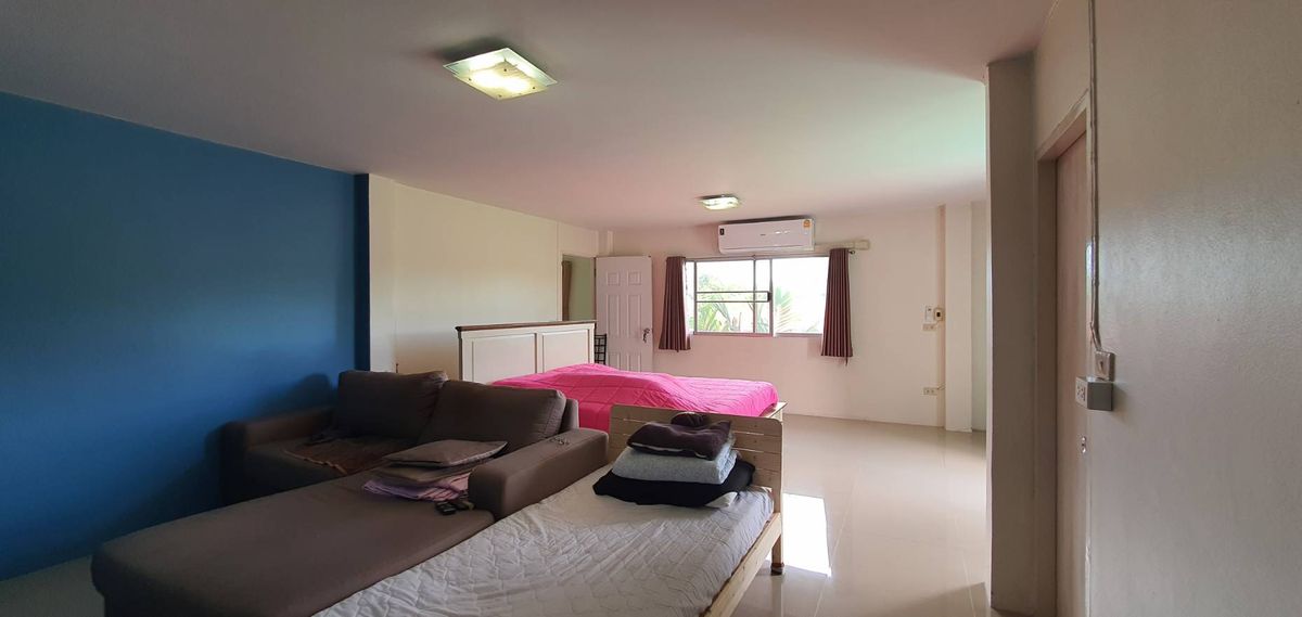 ขายบ้านอ่อนนุช อุดมสุข : ขายบ้านเดี่ยว 2 ชั้น  มบ.ผกามาศ ปรีดีย์พนมยงค์ 14  พระโขนง กรุงเทพ  150 ตรว. เพียงตรว.ละ 1 แสนบาทเท่านั้น  (หากต้องการที่ดินเปล่า ยินดีรื้อสิ่งปลูกสร้างออก)