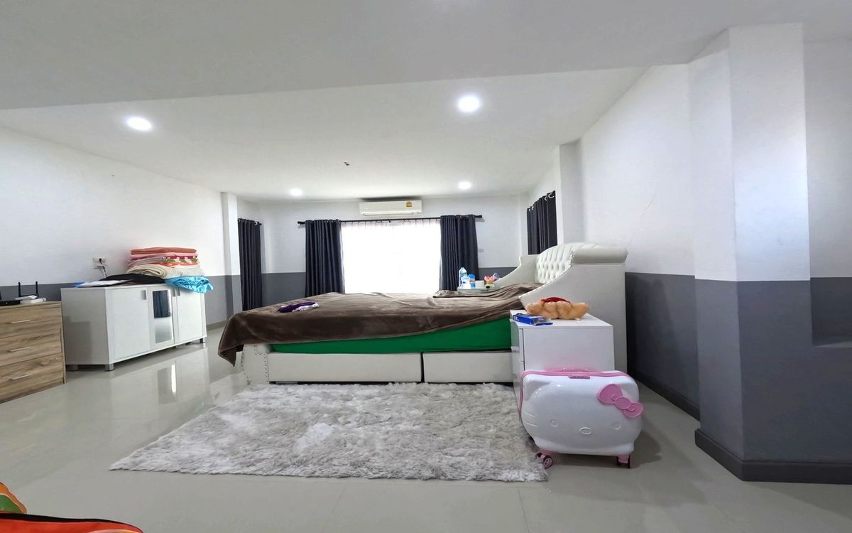 For SaleHousePinklao, Charansanitwong : Single house for sale, Im Amphon 2, corner house, Soi Ratchaphruek 9, Taling Chan.