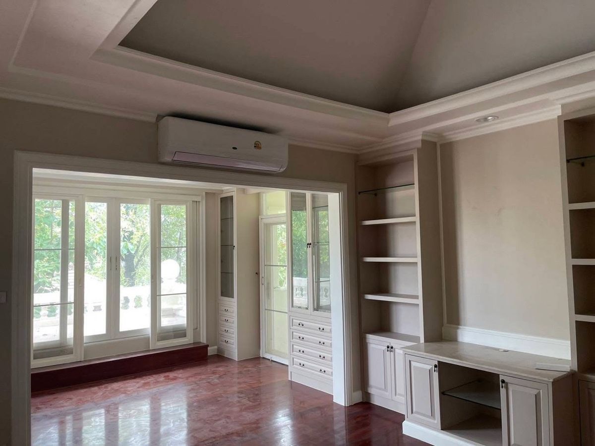 ขายบ้านนวมินทร์ รามอินทรา : 📢👇 รีโนเวท ใหม่ บ้านหลังใหญ่ พื้นที่กว้างขวาง ร่มรื่น เดินทางสะดวก ใกล้จุดขึ้นลง ทางด่วน 