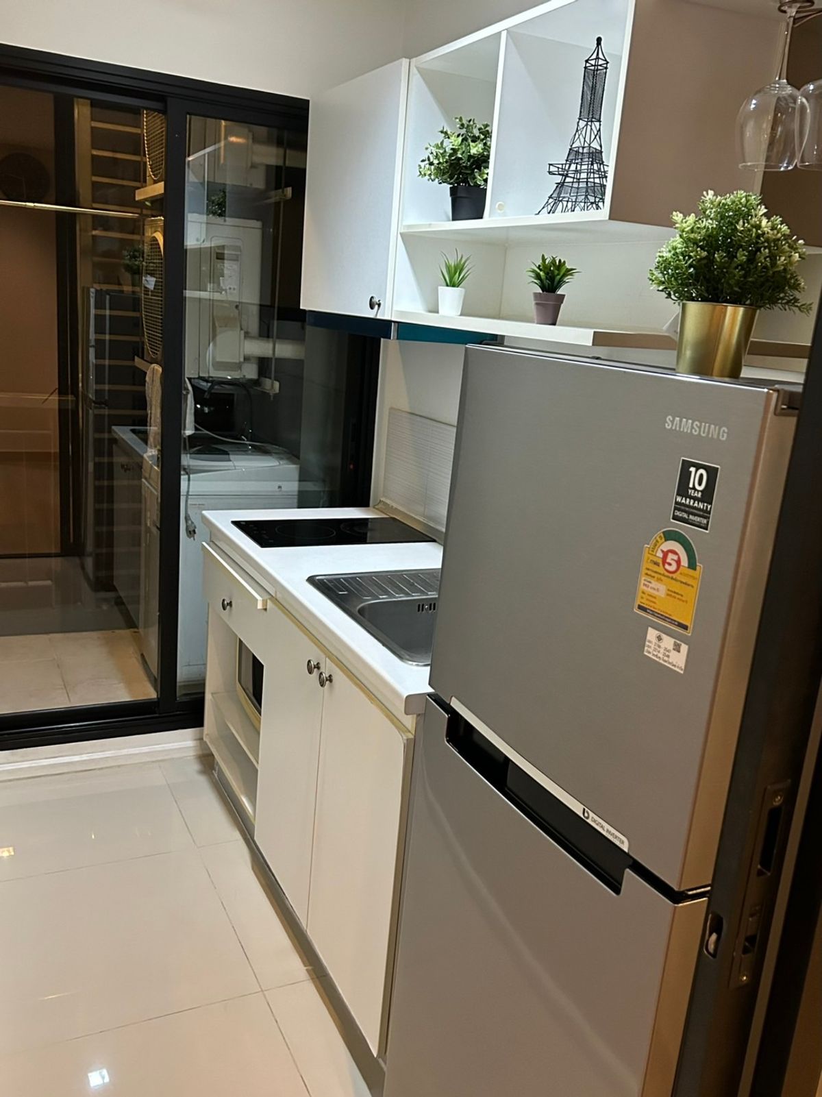 For RentCondoBangna, Bearing, Lasalle : For rent ✨ Knightsbridge Bearing ✨ Fully furnished and equipped with electrical appliances, near BTS Bearing